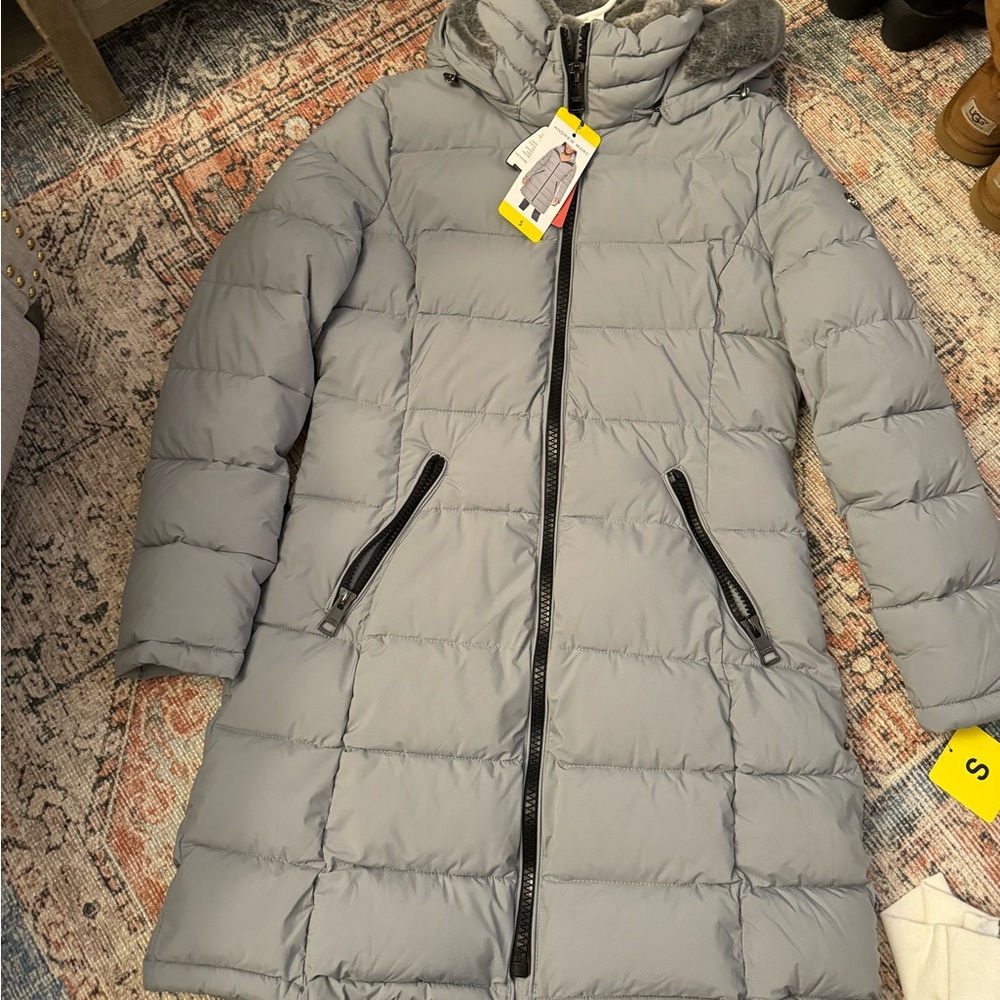 Women’s snow jacket